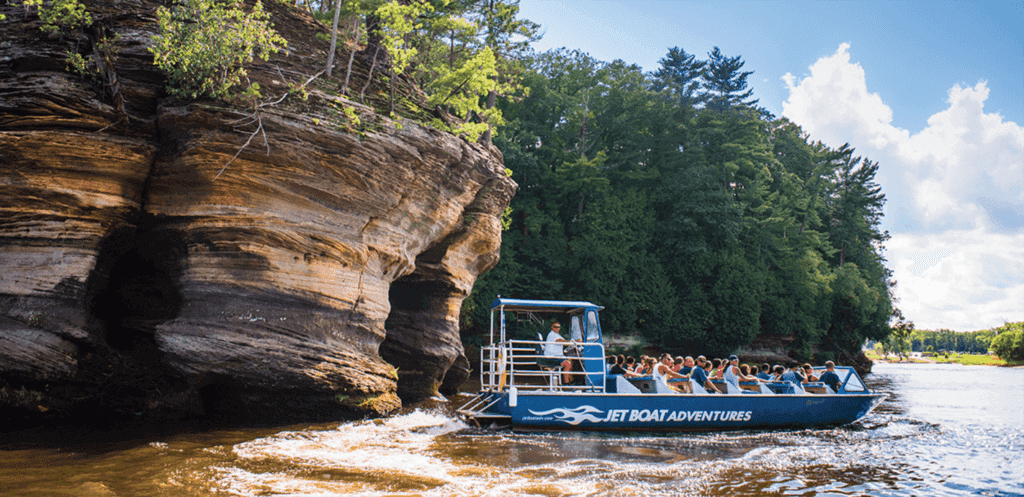 upper deck boat tour wisconsin dells