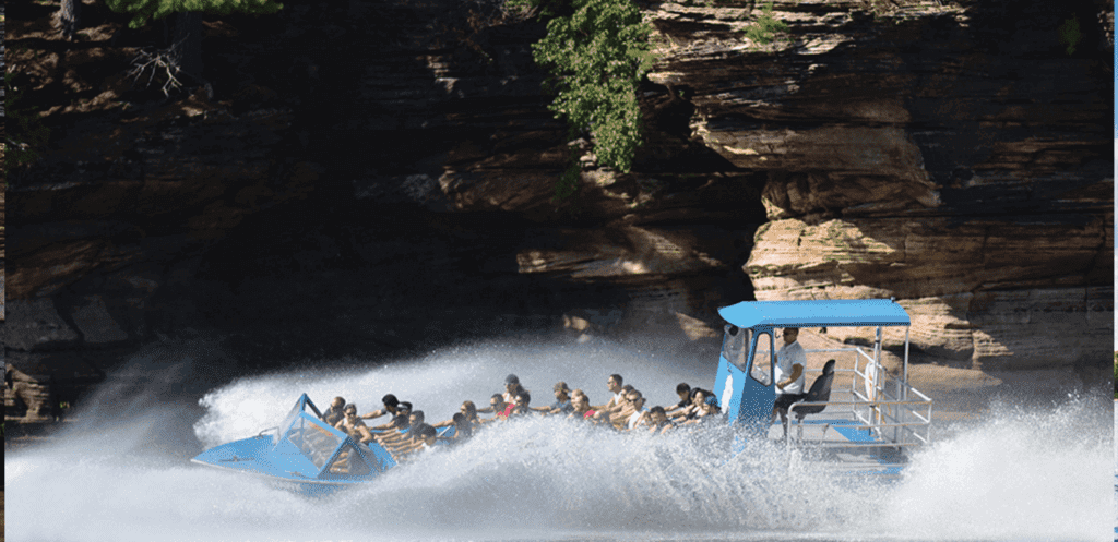 upper deck boat tour wisconsin dells